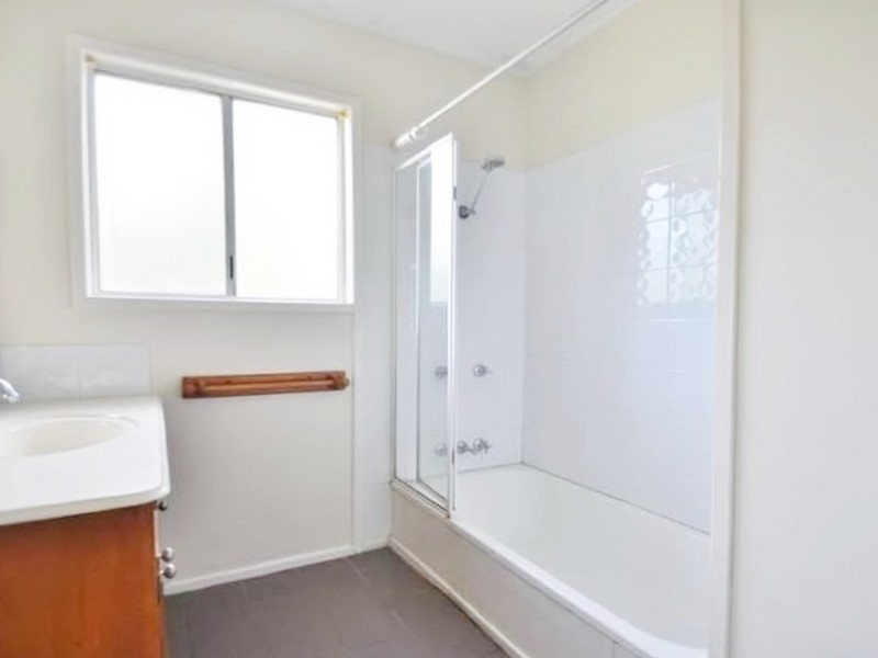 6 Kurrajong Street, Woodridge QLD 4114