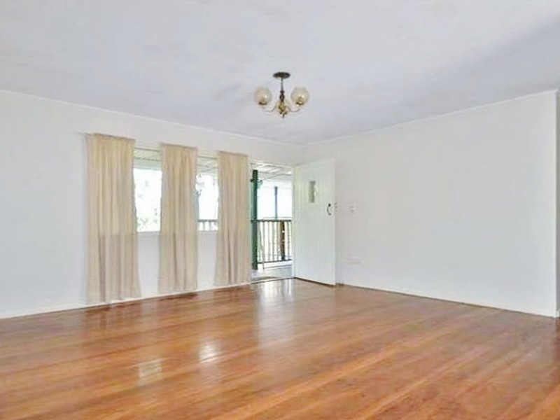 6 Kurrajong Street, Woodridge QLD 4114