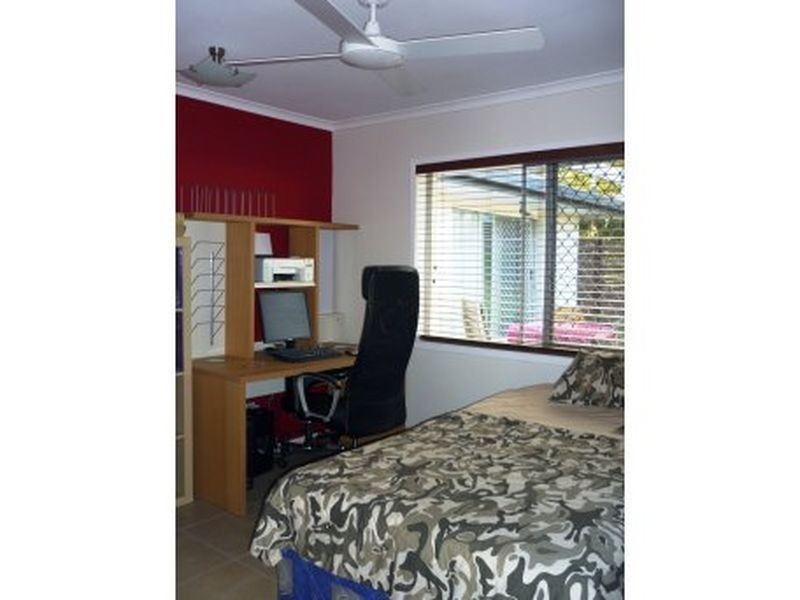 29 Wootton Road, Springwood QLD 4127