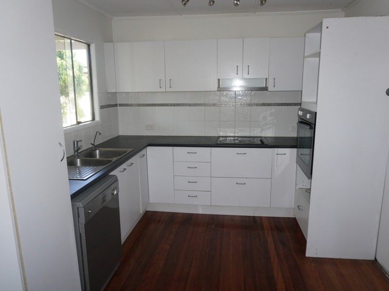 12 Jellicoe Street, Loganlea QLD 4131