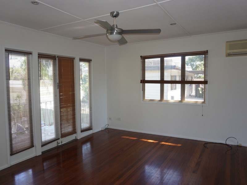 12 Jellicoe Street, Loganlea QLD 4131