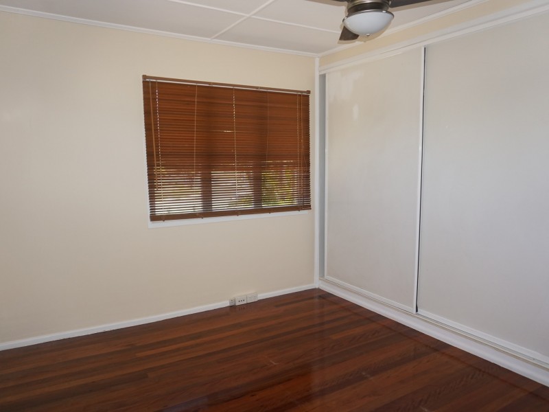 12 Jellicoe Street, Loganlea QLD 4131