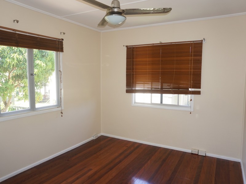 12 Jellicoe Street, Loganlea QLD 4131
