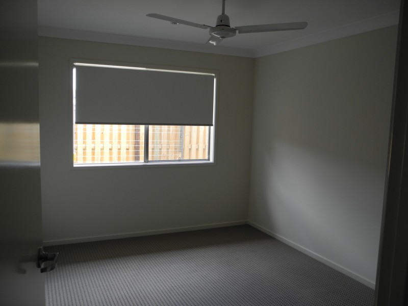 27 Moondarra Street, Pimpama QLD 4209