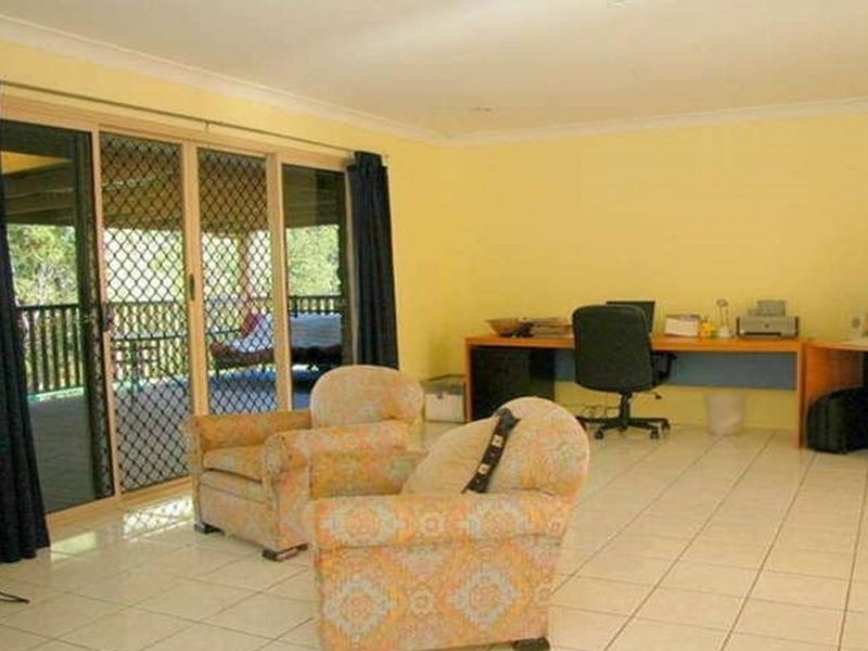 28 Bayview Drive, Tanah Merah QLD 4128