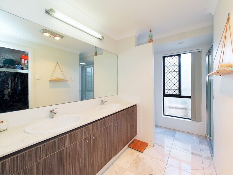 3 Automnfield Avenue, Yarrabilba QLD 4207