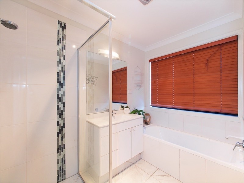 3 Automnfield Avenue, Yarrabilba QLD 4207