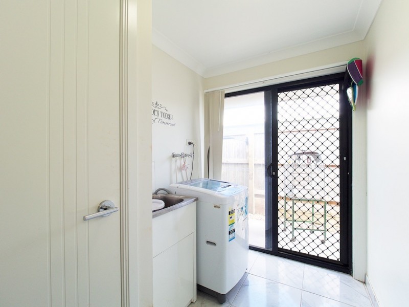 3 Automnfield Avenue, Yarrabilba QLD 4207