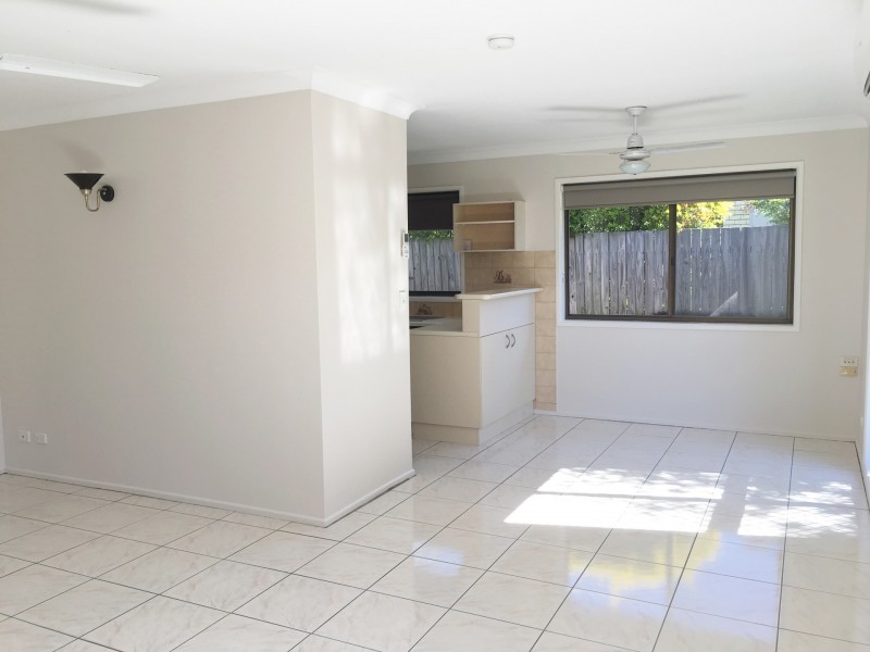 12 Willoughby Crescent, Springwood QLD 4127