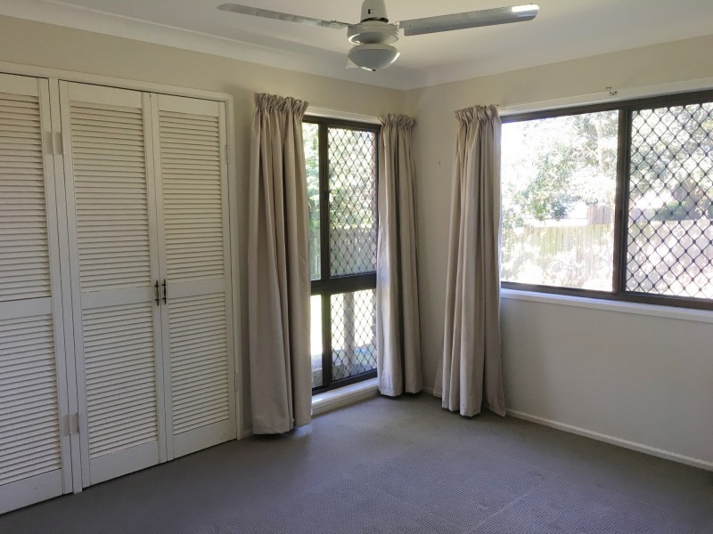 12 Willoughby Crescent, Springwood QLD 4127