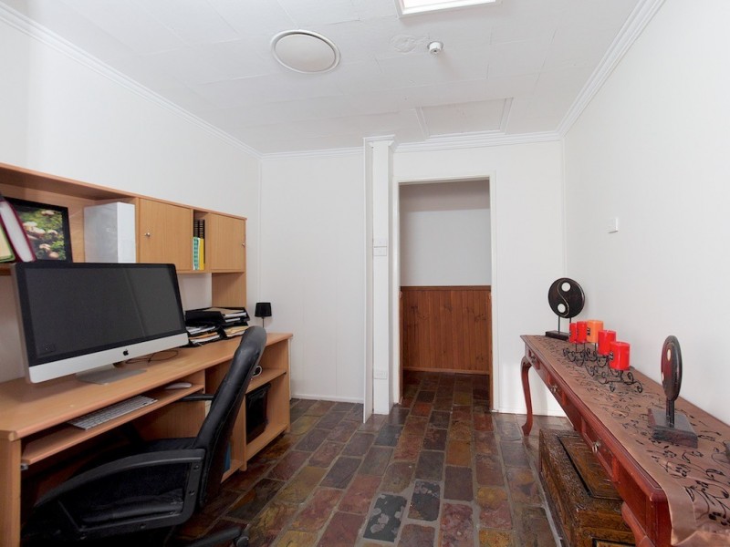 4 Floyd Street, Woodridge QLD 4114