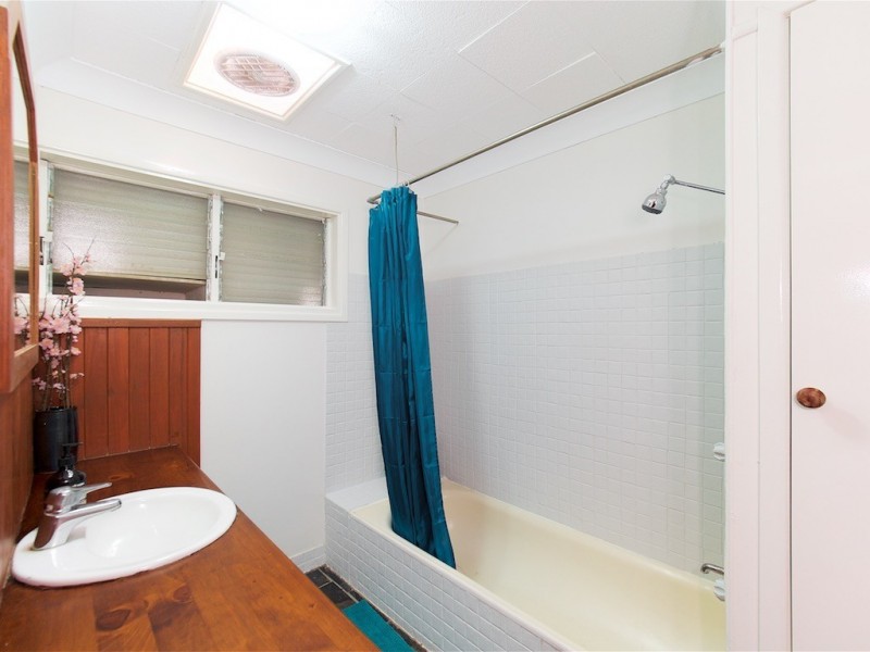 4 Floyd Street, Woodridge QLD 4114