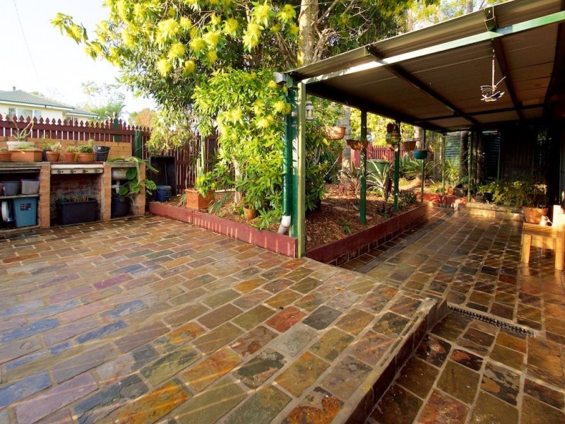 4 Floyd Street, Woodridge QLD 4114