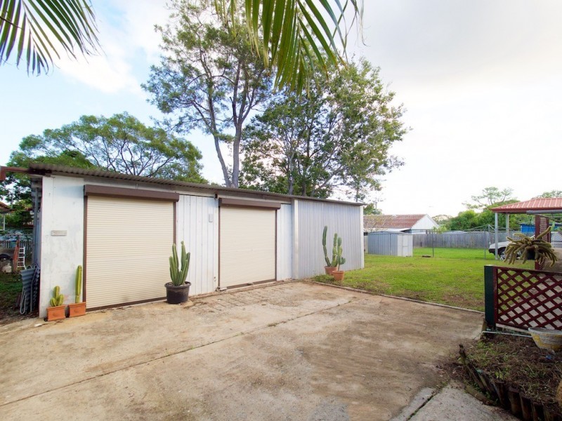 4 Floyd Street, Woodridge QLD 4114