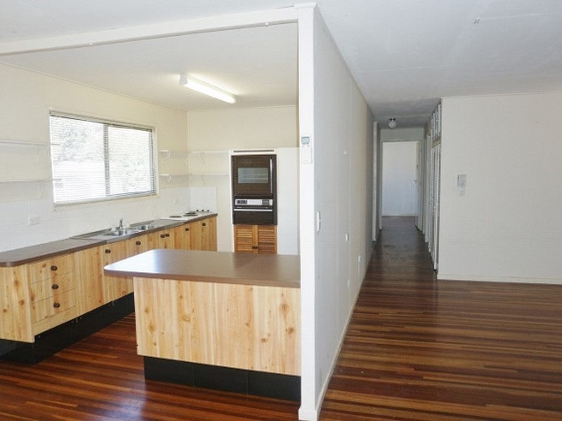 2 Lorimer Street, Springwood QLD 4127