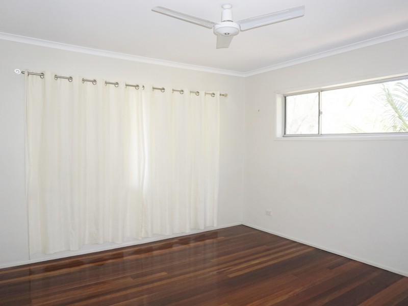 25 Barbaralla Drive, Springwood QLD 4127