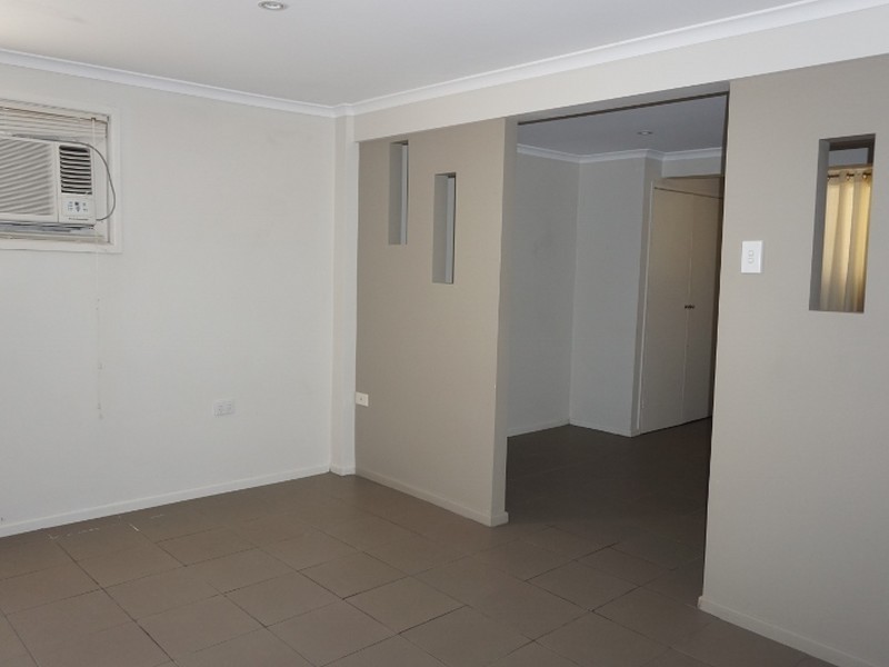 25 Barbaralla Drive, Springwood QLD 4127