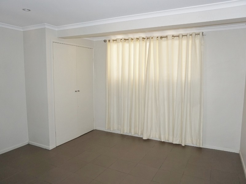 25 Barbaralla Drive, Springwood QLD 4127