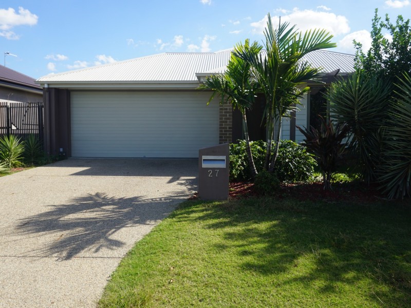 27 Moondarra Street, Pimpama QLD 4209