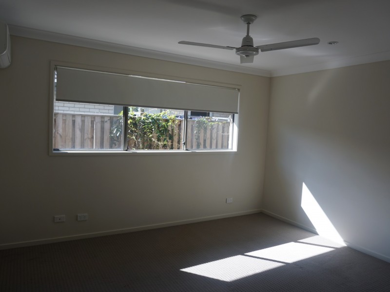 27 Moondarra Street, Pimpama QLD 4209