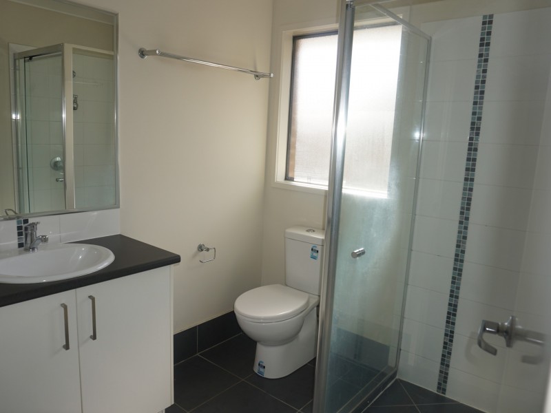 27 Moondarra Street, Pimpama QLD 4209