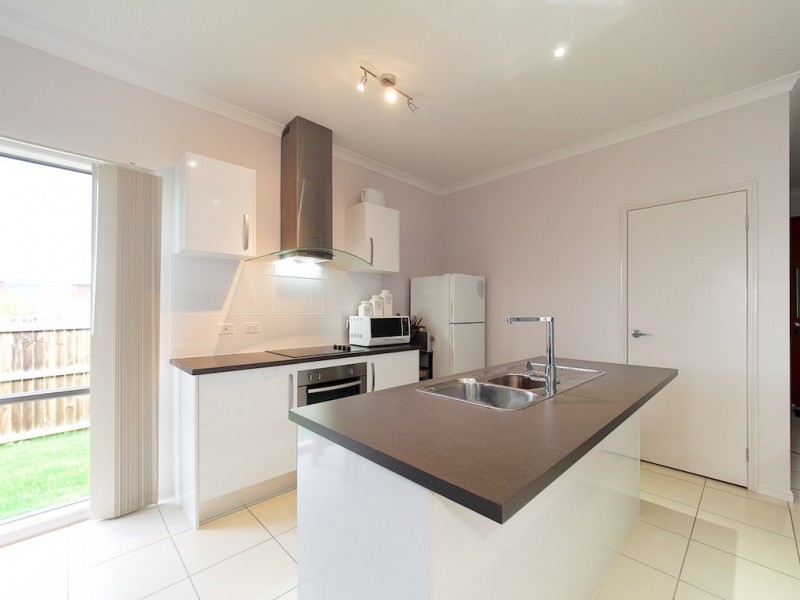 9 Copal Drive, Logan Reserve QLD 4133