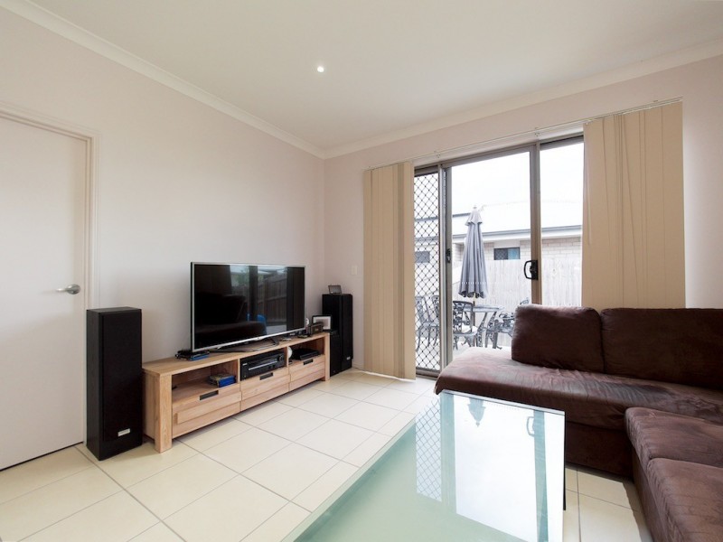 9 Copal Drive, Logan Reserve QLD 4133