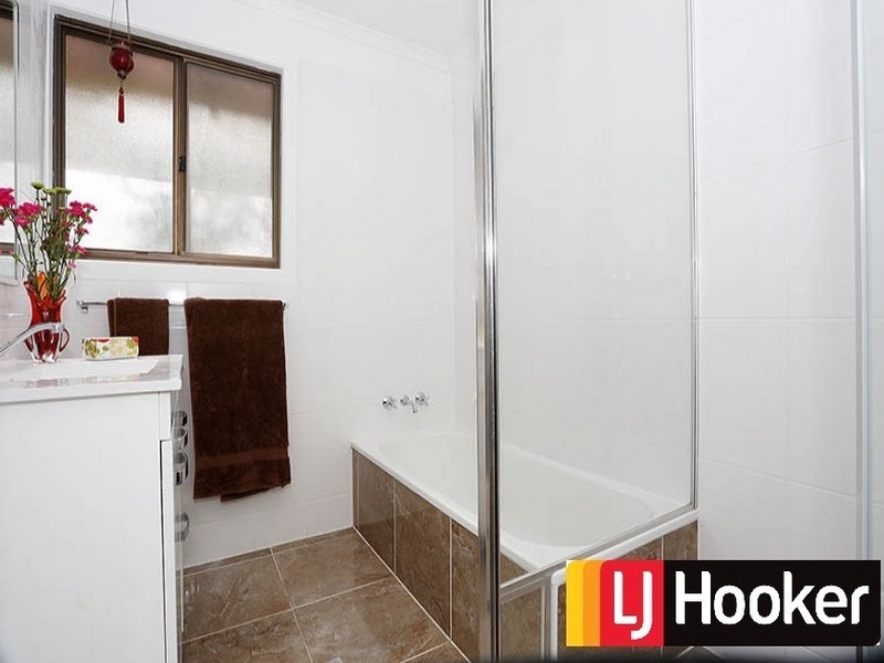 103 Blackberry street, Mansfield QLD 4122