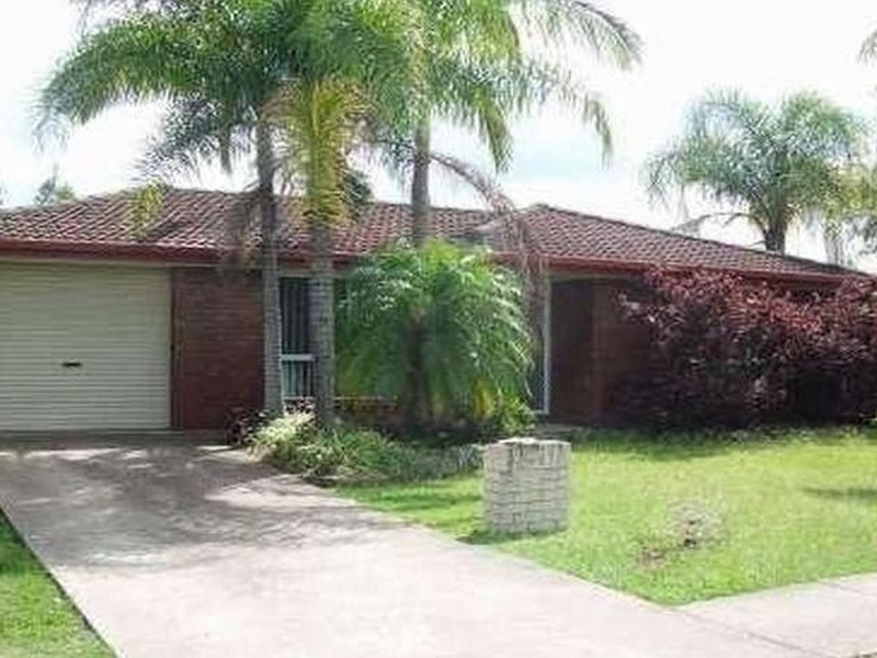24 Yeates Crescent, Meadowbrook QLD 4131