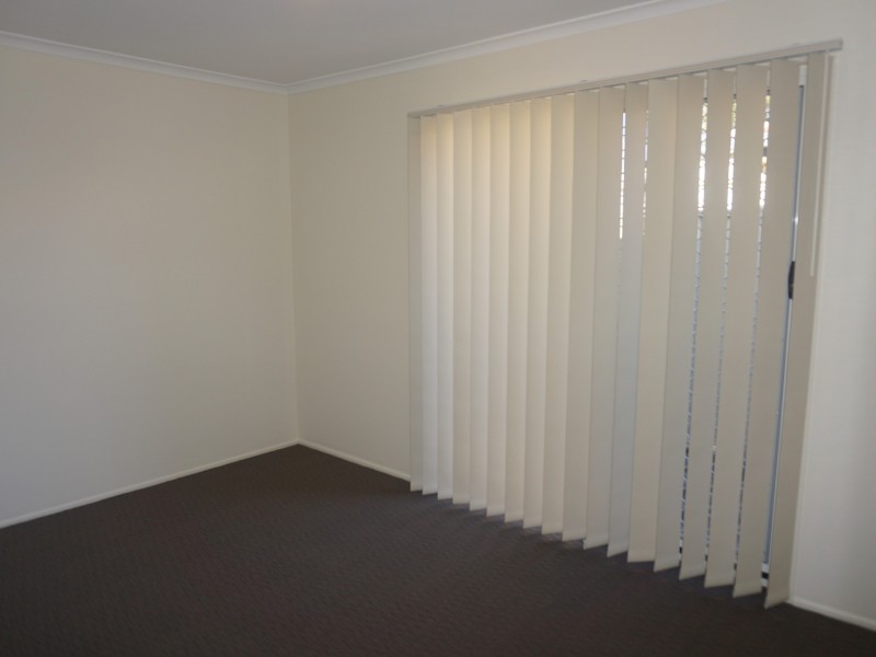 24 Yeates Crescent, Meadowbrook QLD 4131