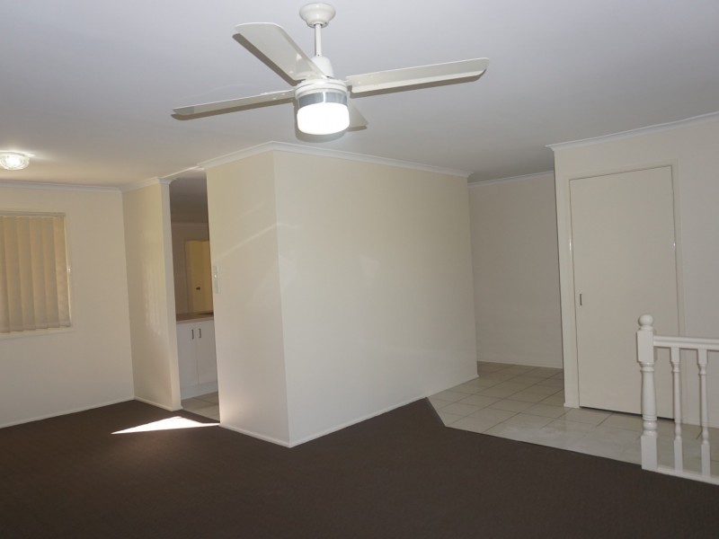 24 Yeates Crescent, Meadowbrook QLD 4131