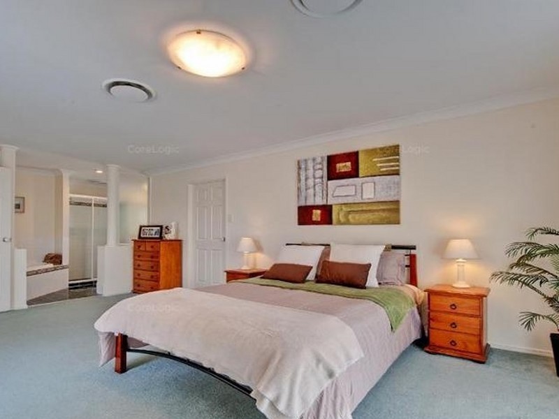 12 The Heights, Underwood QLD 4119