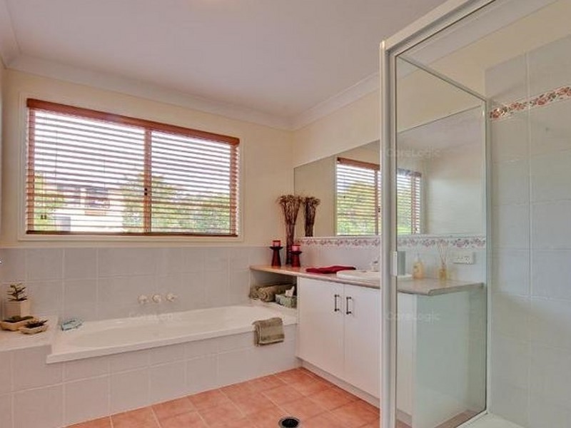 12 The Heights, Underwood QLD 4119