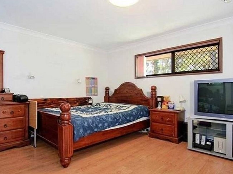 46 Paradise Road, Slacks Creek QLD 4127