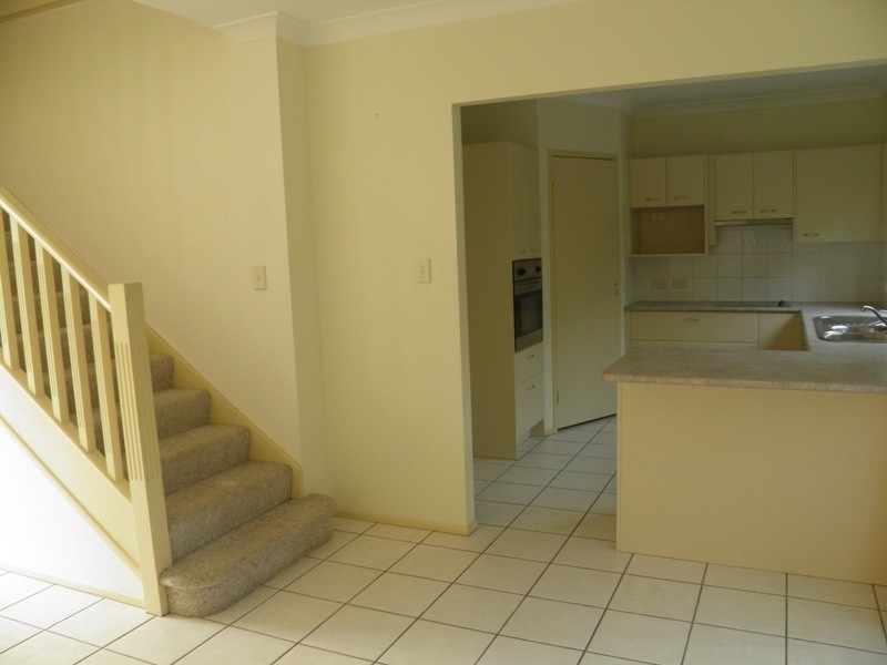 8 Belleview Place, Underwood QLD 4119