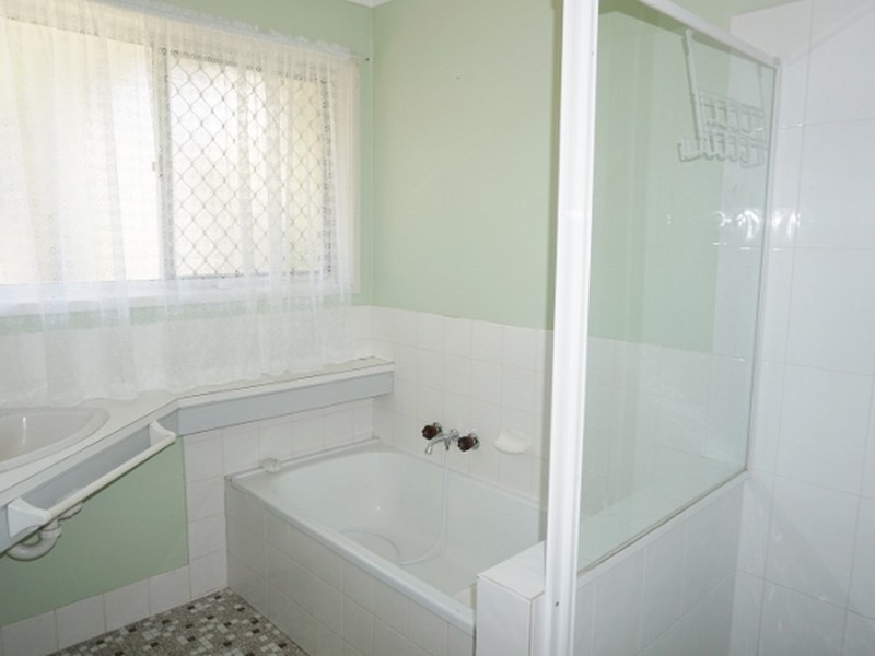 22 Shortland Street, Springwood QLD 4127