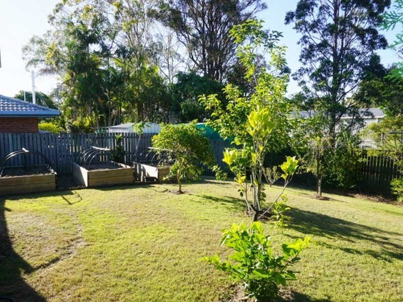 22 Shortland Street, Springwood QLD 4127