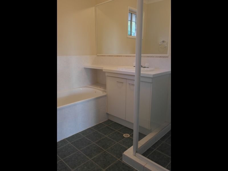 6/1 Farr Jones Court, Daisy Hill QLD 4127