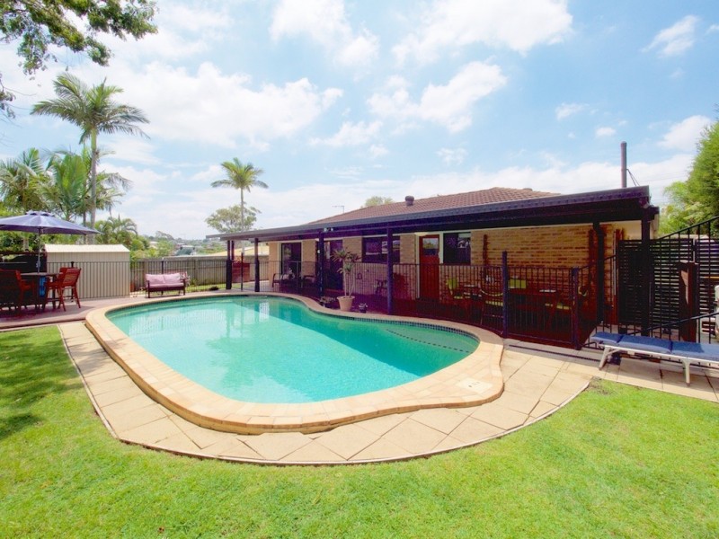 22 Willoughby Crescent, Springwood QLD 4127