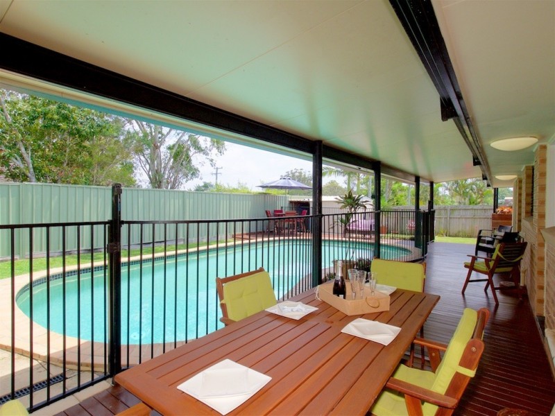 22 Willoughby Crescent, Springwood QLD 4127