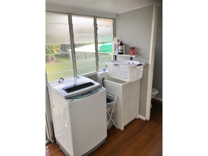 305 Upper Esplanade, Manly QLD 4179