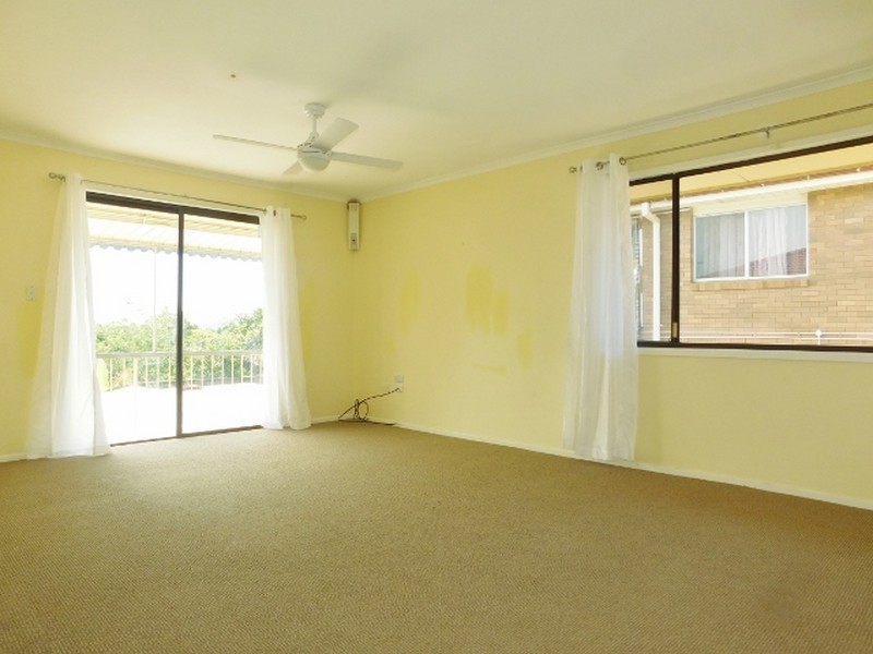 37 Lenore Crescent, Springwood QLD 4127