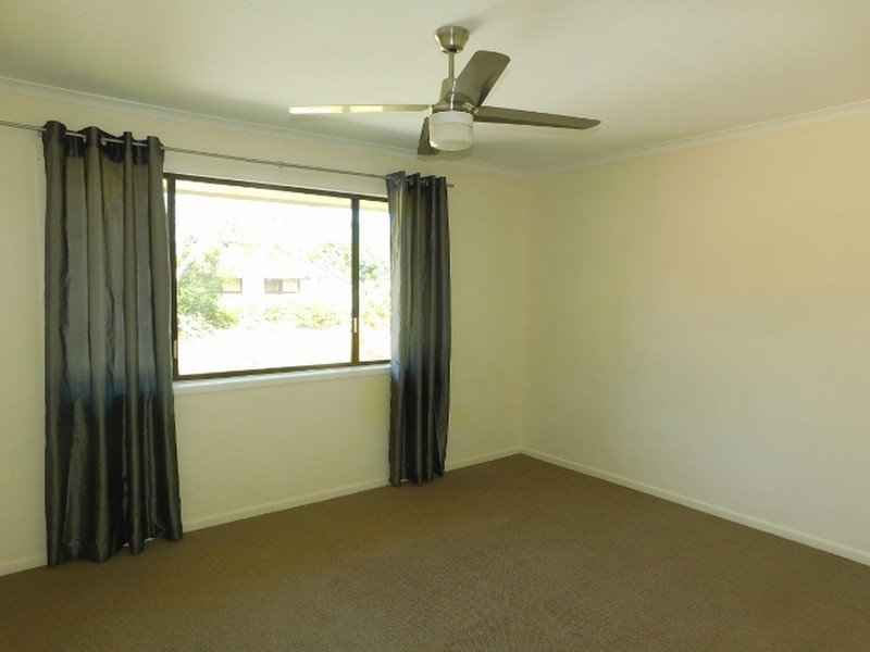 37 Lenore Crescent, Springwood QLD 4127