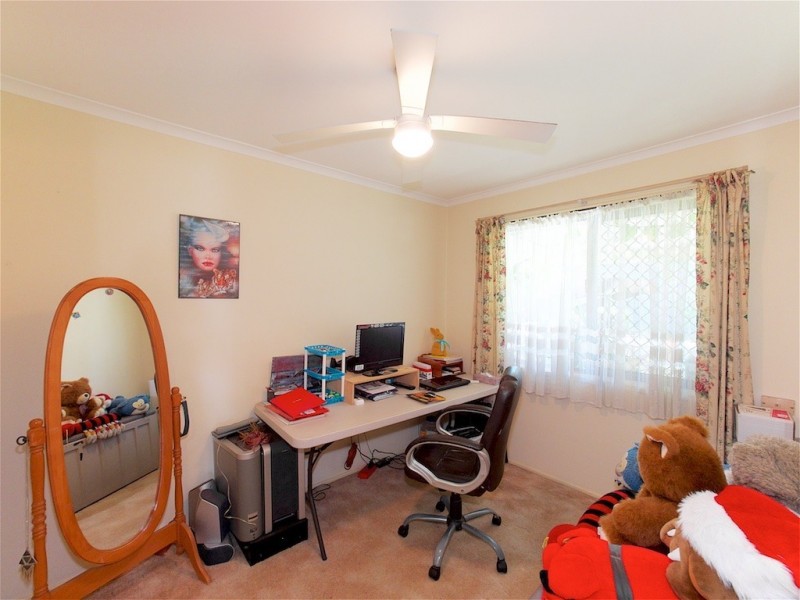 19 Ariel Avenue, Kingston QLD 4114