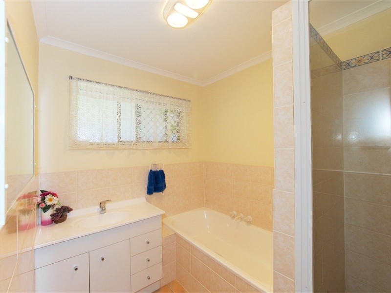 19 Ariel Avenue, Kingston QLD 4114