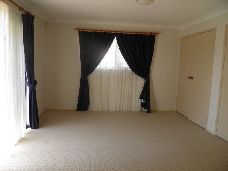 46 John Paul Drive, Daisy Hill QLD 4127