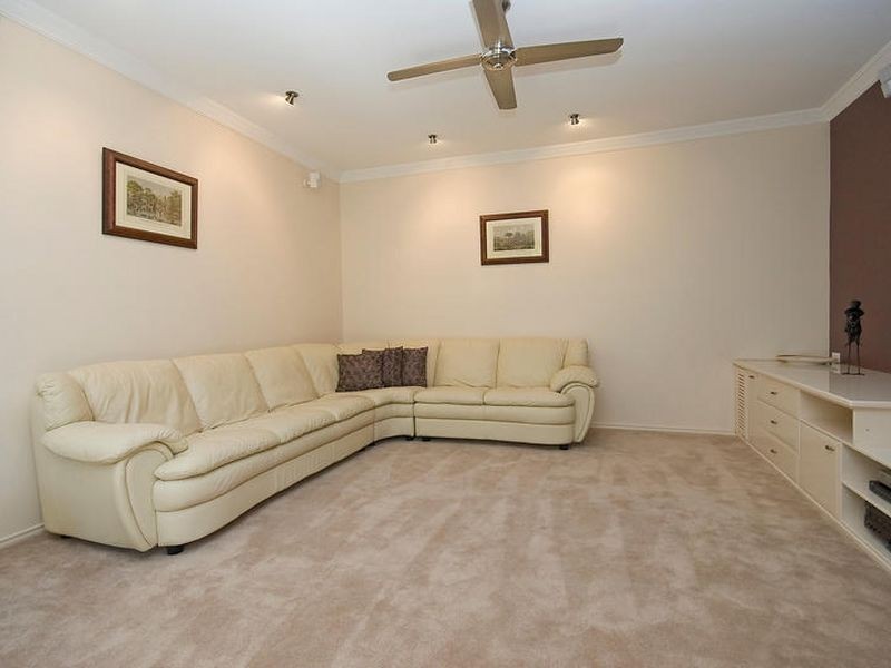 54 Highview Terrace, Daisy Hill QLD 4127