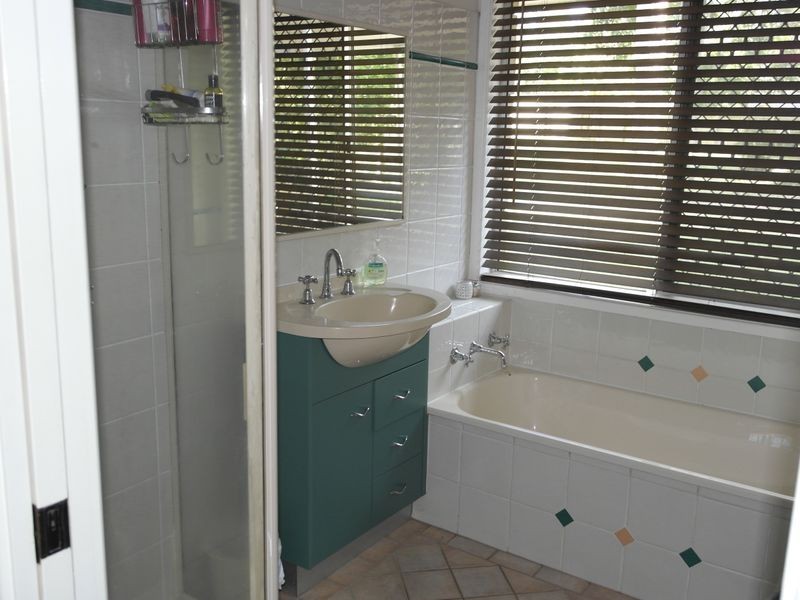 5 Mahogany Court, Shailer Park QLD 4128