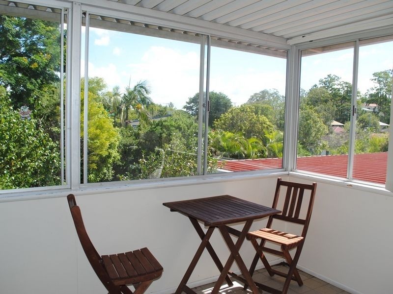 15 Coonara Street, Holland Park QLD 4121