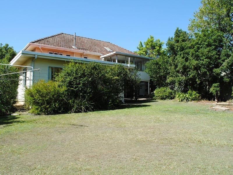 15 Coonara Street, Holland Park QLD 4121